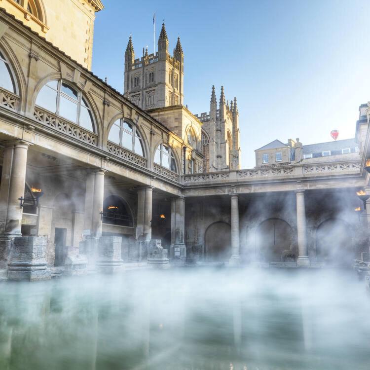 Beautiful Townhouse Next To Royal Victoria Park And Botanical Gardens Within Easy Walking Distance To Bath City Centre Екстериор снимка
